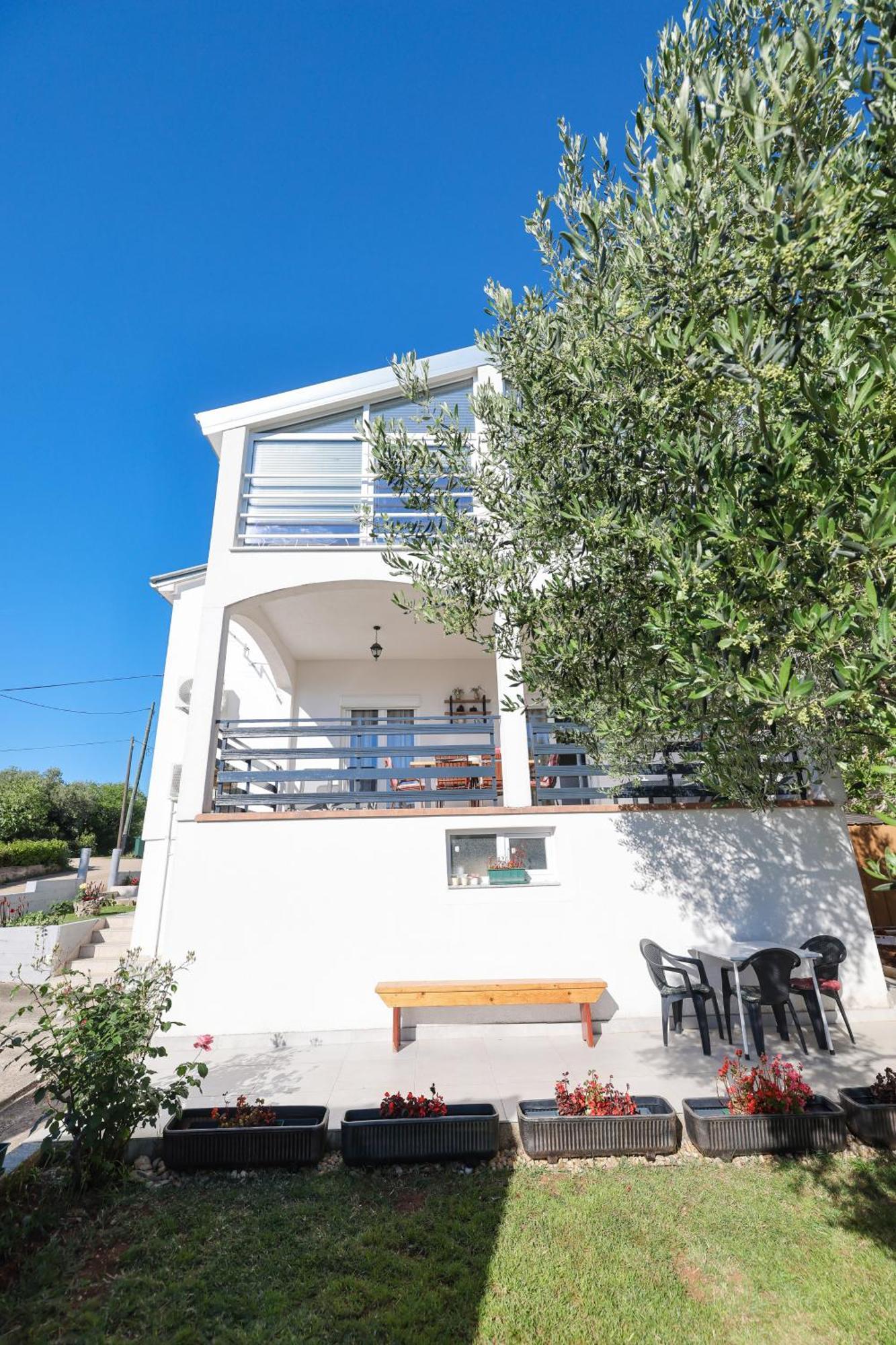 Apartment Pantalon, Big Terrace And Free Parking Zadar Exterior foto